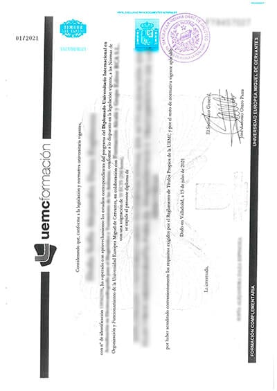 Parte delantera del diploma FA Universidad Europea Miguel de Cervantes